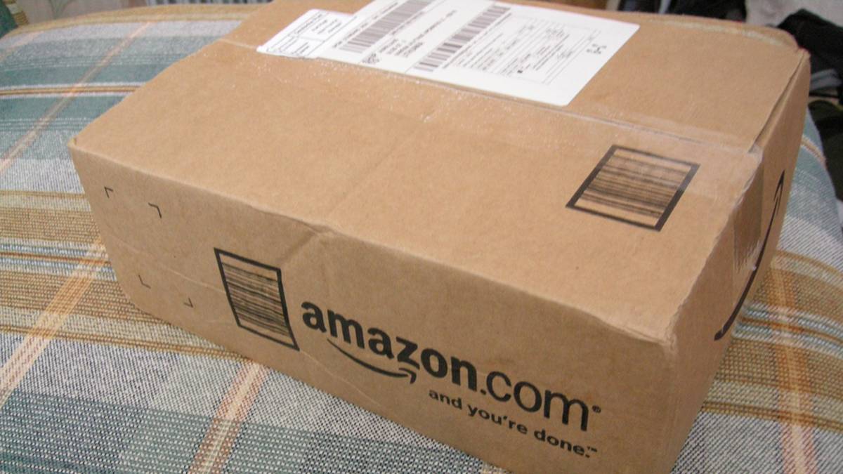 Nueva discriminación a Canarias: Amazon quita el envío gratuito a las Islas