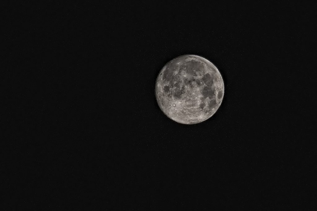 Fenómeno extraño en el cielo de Canarias: observan una "estela verde brillante"