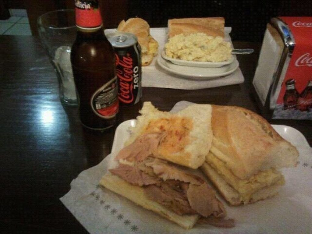 Bocadillos con mojo picón: el último furor en Galicia
