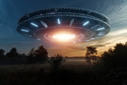 Un autoproclamado viajero del tiempo afirma que los extraterrestres conquistarán la Tierra el próximo mes: la fecha exacta