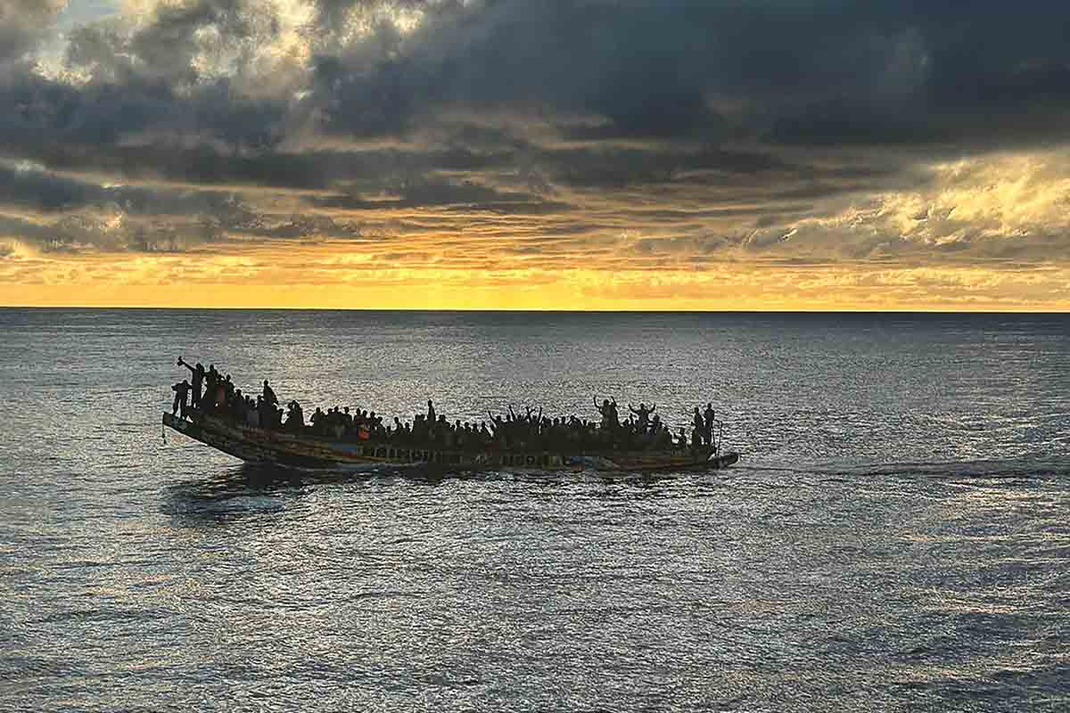 Migrantes llegando a Canarias
