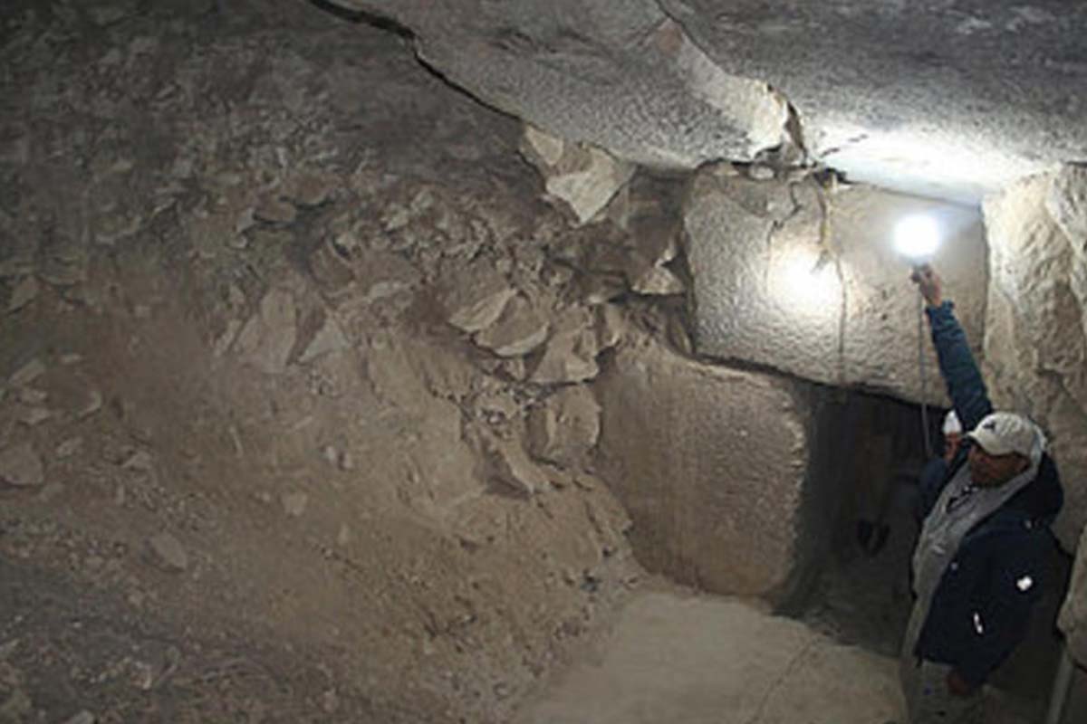 Descubrimiento arqueológico Pirámides Egipto
