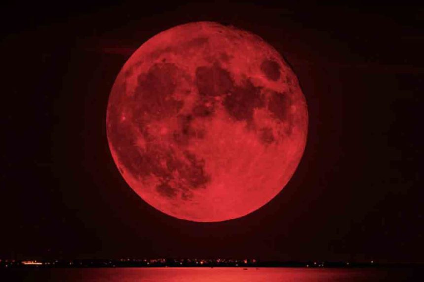Eclipse Lunar