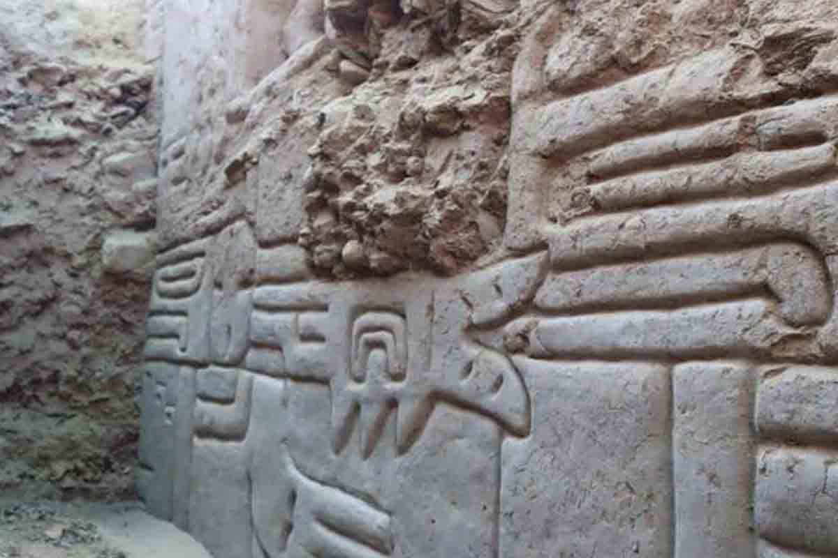 Mural descubierto por los arqueólogos