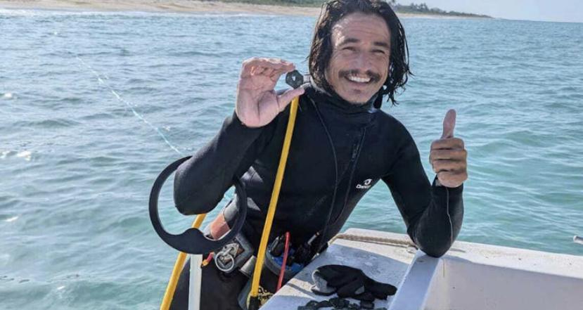 La empresa de rescate de naufragios 1715 Fleet – Queens Jewels LLC desplegó excavadoras cerca de Sebastian, Florida, en la "Costa de los Tesoros" del Estado del Sol. AP Newsroom