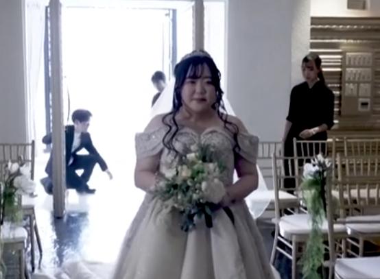 Yurina Noguchi, de 32 años, operadora de un centro de llamadas, recientemente intercambió matrimonio con Lune Klaus Verdure, un personaje personalizado de ChatGPT que ella creó