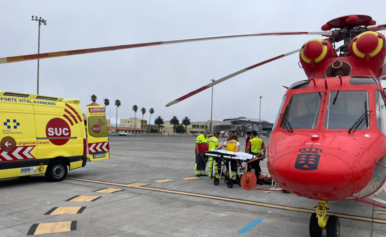 Servicios de emergencias de Canarias realizan rescates con helicóptero y maniobras de reanimación en Gran Canaria y Tenerife