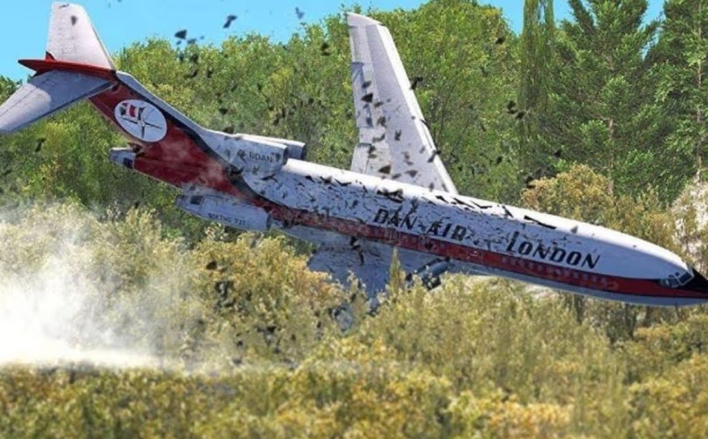 Restos del accidente aéreo en Tenerife en la zona montañosa de La Esperanza tras el impacto del vuelo 1008 de Dan-Air en condiciones de baja visibilidad