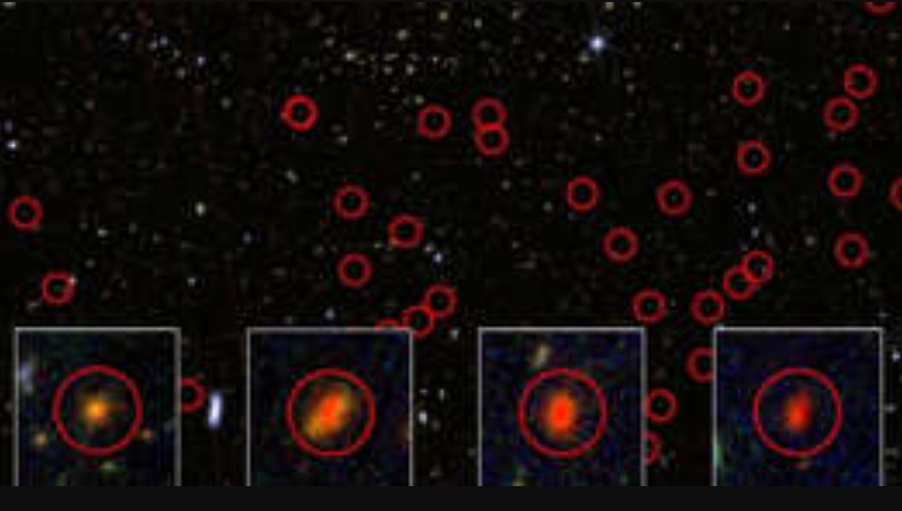 Imagen de los astrónomos del James Webb - NASA