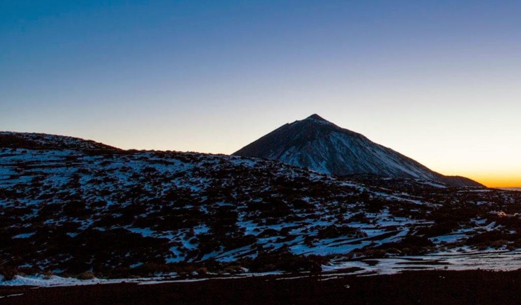 Prealerta por nevadas en Canarias por la borrasca Therese con nieve en las cumbres de Tenerife y La Palma por encima de los 1.800 metros desde el jueves 19 de marzo en Canarias