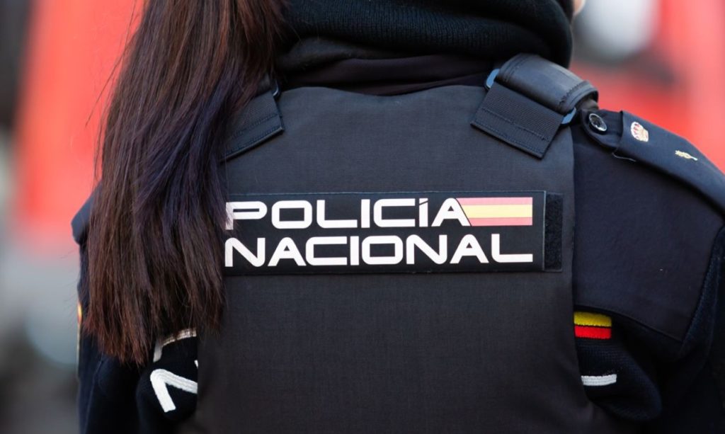 Persecución policial desde Playa del Inglés hasta Telde tras el asalto a una joyería: tres detenidos y uno huido - Canarias