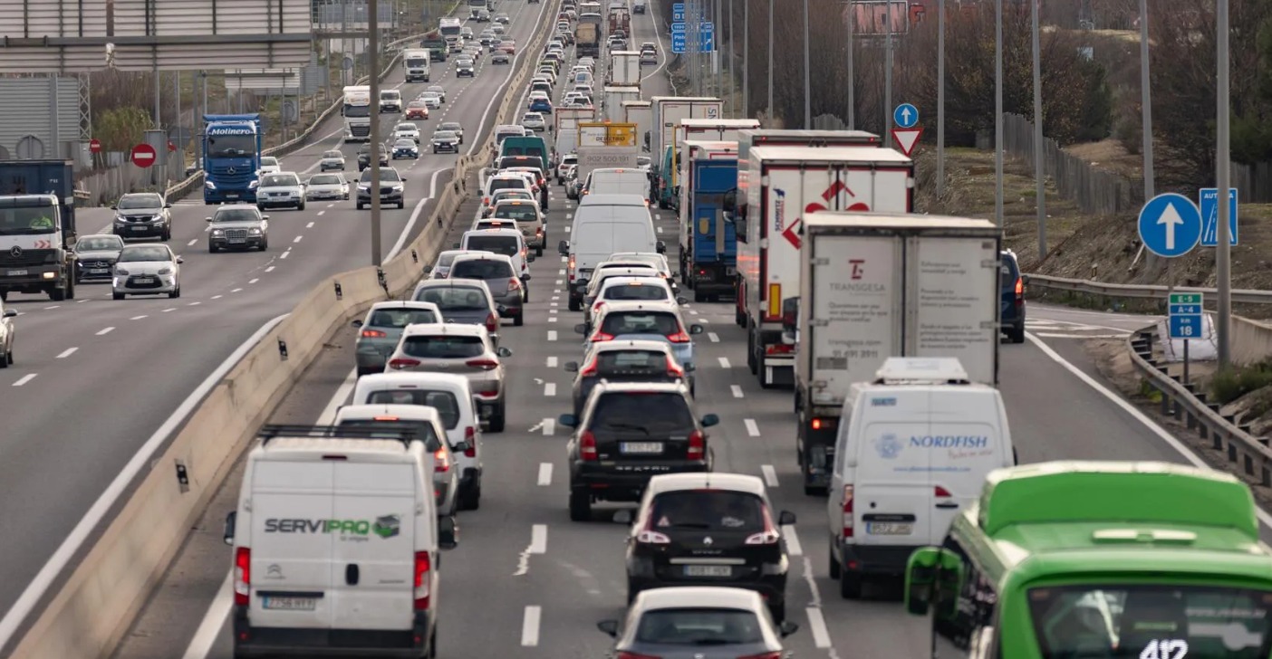 Carreteras cortadas y camiones prohibidos: el plan de la DGT en Canarias para los días de la visita del Papa