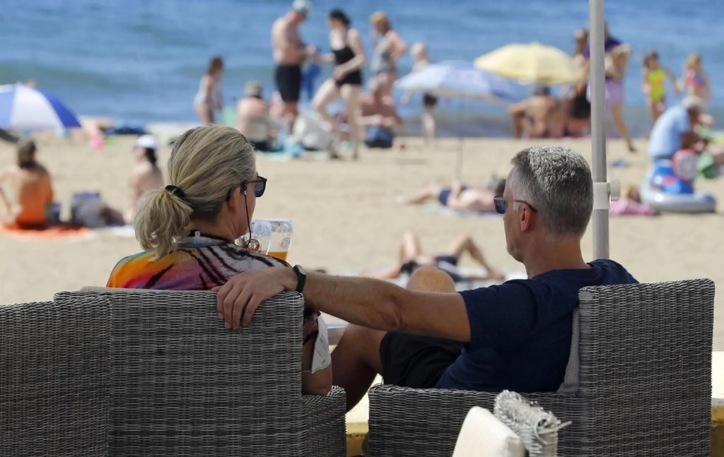Turistas en Canarias - Agencias
