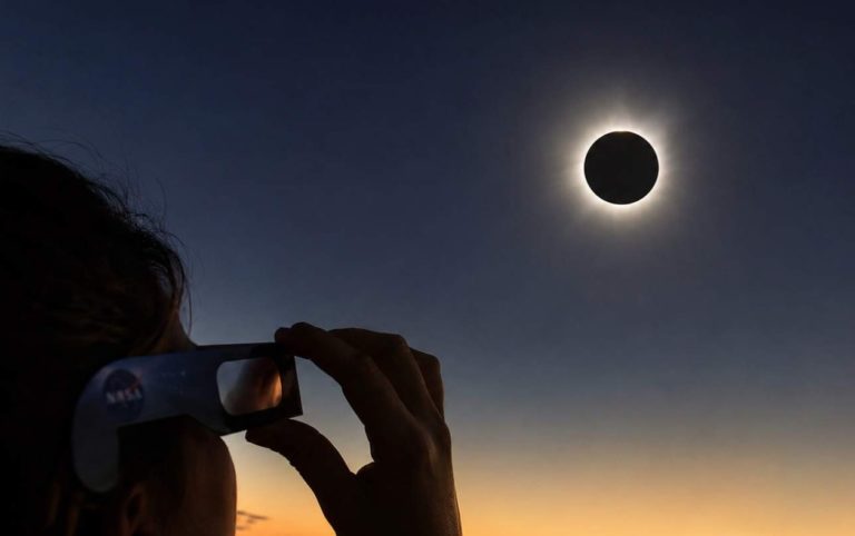 Esta Es La Hora Exacta Que Comienza El Eclipse En Canarias Y Espa a El esta-es-la-hora-exacta-que-comienza-el-eclipse-en-canarias-y-espa-a-el